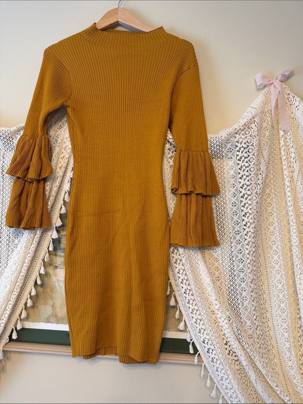 Ribbed Tiered-Ruffle Sleeve Dress Mustard/vintage vibes 70s bell sleeve/sweater